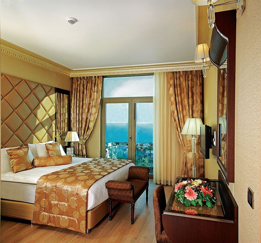 Eser Premium Hotel&Spa Büyükçekmece Exterior foto A room at the hotel